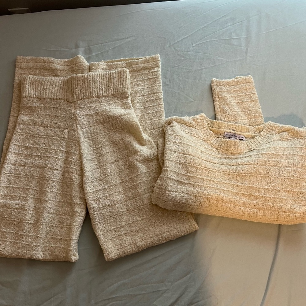lounge set